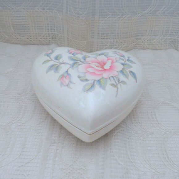 Handmade Lidded Ceramic Heart Trinket Dish, Rose Decor Treasure Box For Jewelry - Picture 3 of 7